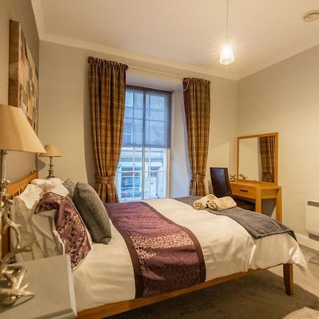 Two Bedroom Apartment Within Walking Distance To City Centre Édimbourg Extérieur photo