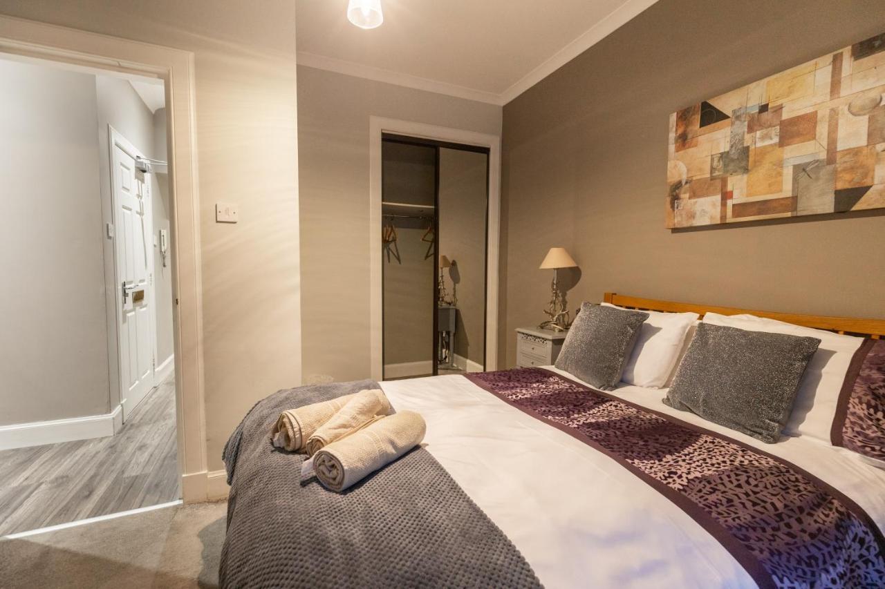Two Bedroom Apartment Within Walking Distance To City Centre Édimbourg Extérieur photo