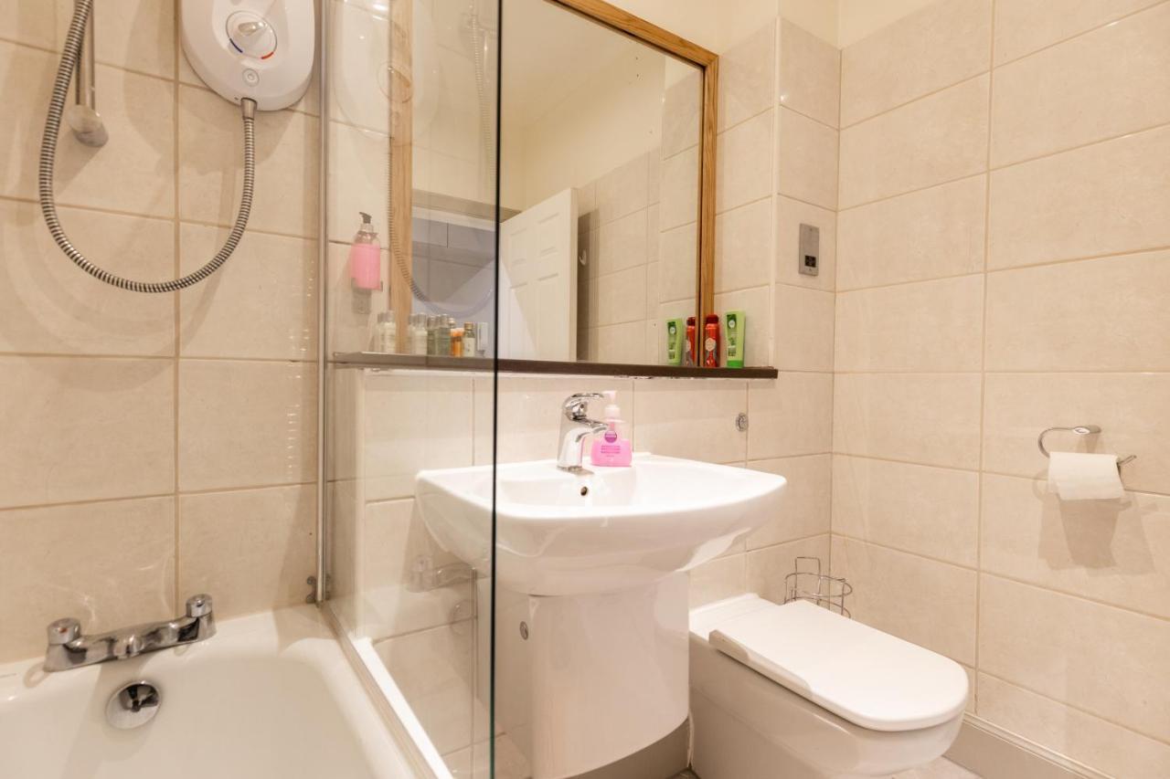 Two Bedroom Apartment Within Walking Distance To City Centre Édimbourg Extérieur photo